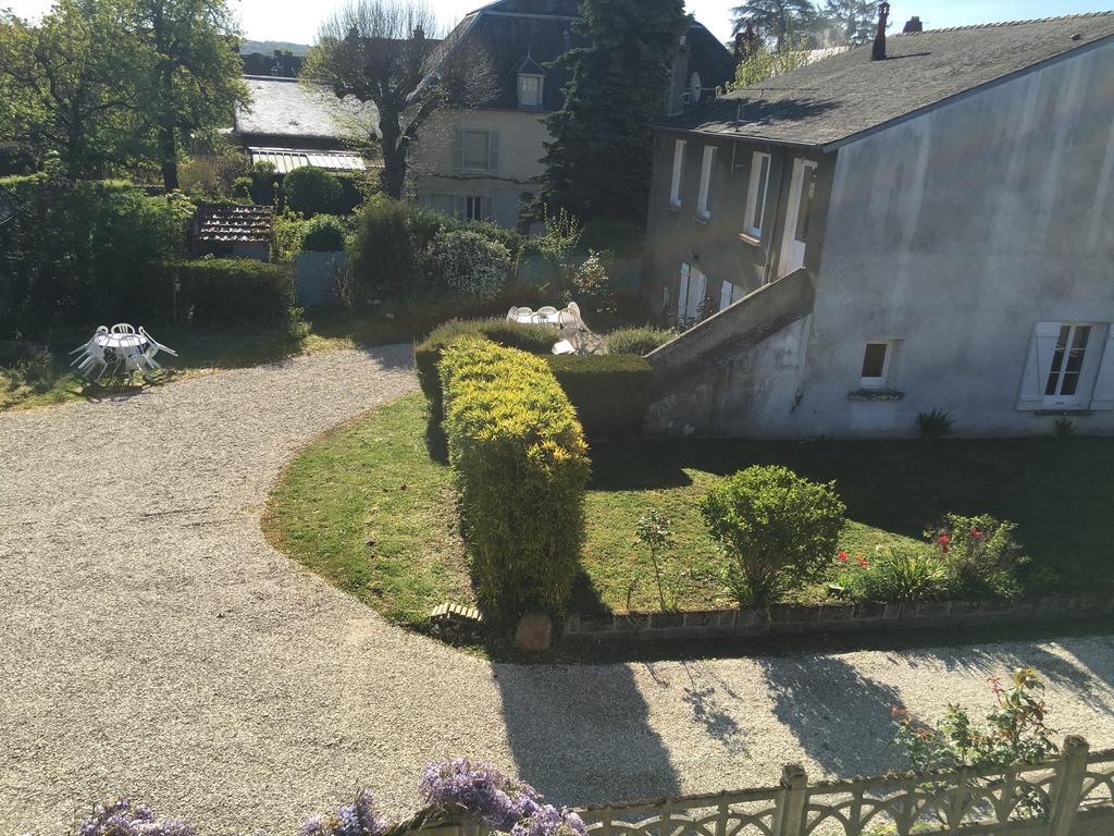 Chez Jeannette Villa Saint-Satur Exteriör bild